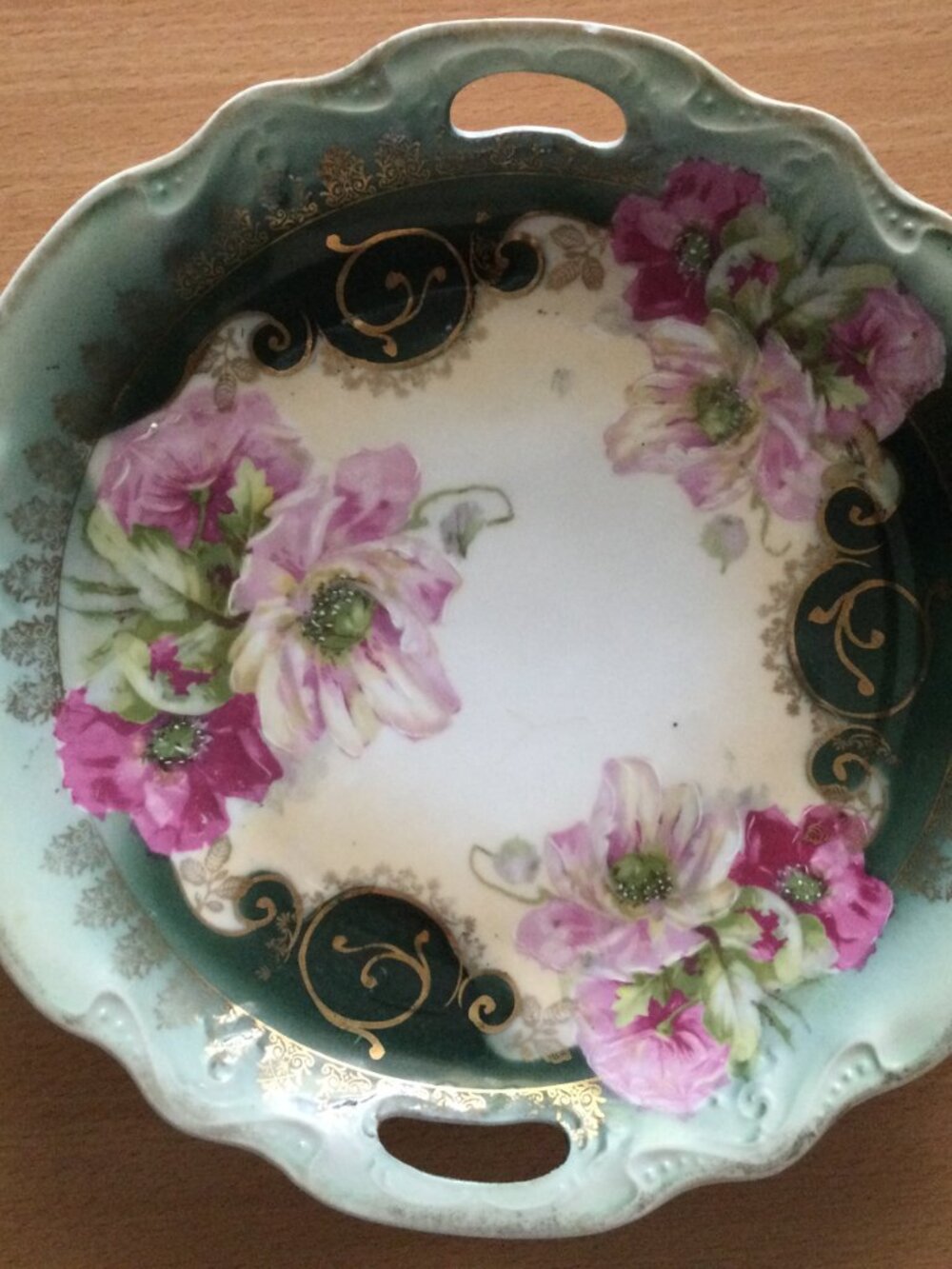 Vintage Green & Gold Floral Handled Plate – Scalloped Rim- 9.5"